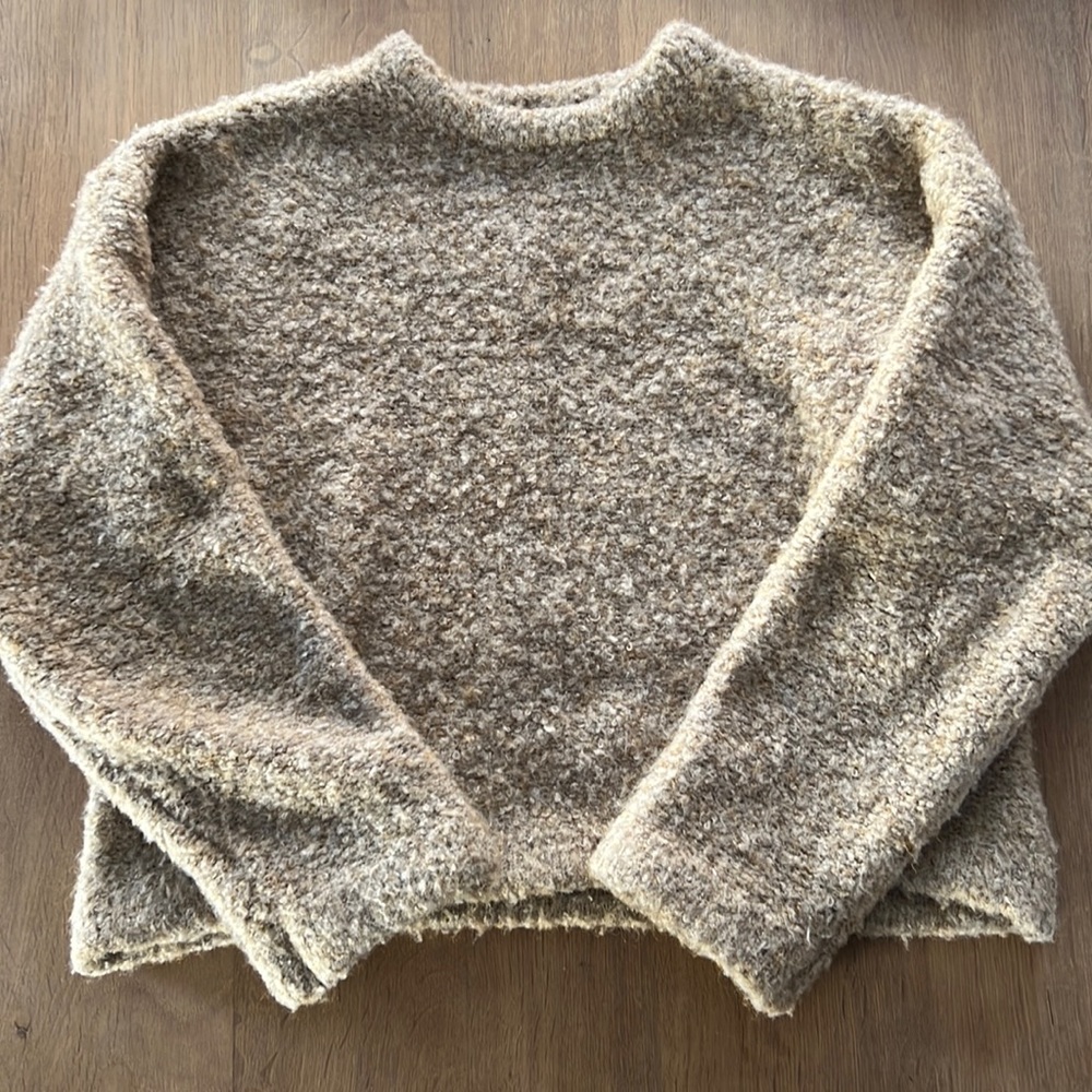 Le Bon Shoppe Envie Sweater Size XS/S